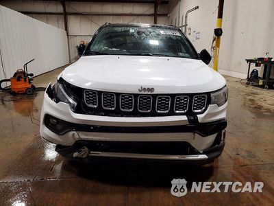 Piąte zdjęcie samochodu w środku: 2025 JEEP COMPASS LIMITED VIN:3C4NJDCNXST504885 - miniatura