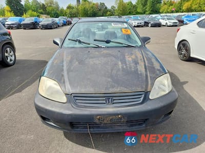 Piąte zdjęcie samochodu w środku: 1999 HONDA CIVIC DX VIN:1HGEJ6129XL030100 - miniatura