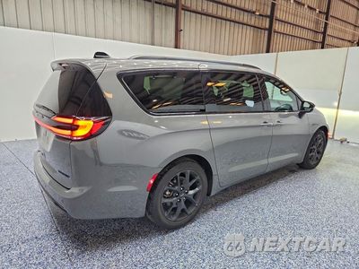 Trzecie zdjęcie samochodu z tyłu: 2025 CHRYSLER PACIFICA LIMITED VIN:2C4RC1GG3SR516451 - miniatura
