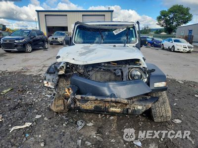 Piąte zdjęcie samochodu w środku: 2018 JEEP WRANGLER UNLIMITED SPORT VIN:1C4HJXDG2JW115181 - miniatura