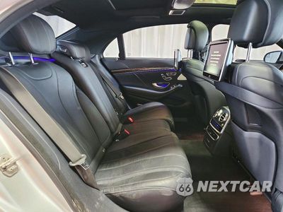 Zdjęcie 10 z 12 samochodu: 2017 MERCEDES-BENZ S 550 4MATIC VIN:WDDUG8FB7HA318973 - miniatura
