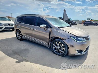 Zdjęcie 7 z 26 samochodu: 2017 CHRYSLER PACIFICA LIMITED VIN:2C4RC1GG9HR720843 - miniatura
