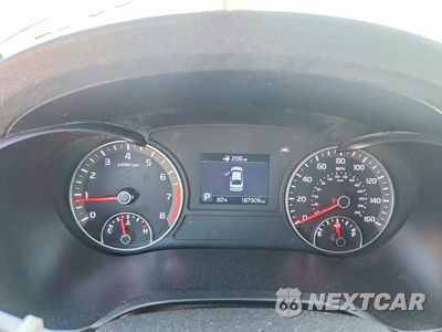 Zdjęcie 9 z 13 samochodu: 2019 KIA OPTIMA LX VIN:5XXGT4L3XKG279204 - miniatura