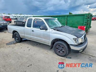 Czwarte zdjęcie samochodu z boku: 2003 TOYOTA TACOMA BASE VIN:5TEVL52N03Z282468 - miniatura
