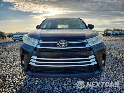 Piąte zdjęcie samochodu w środku: 2018 TOYOTA HIGHLANDER XLE VIN:5TDKZRFH6JS546929 - miniatura