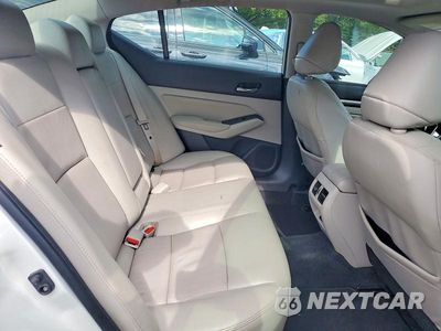 Zdjęcie 10 z 13 samochodu: 2019 NISSAN ALTIMA SL VIN:1N4BL4EV2KC137167 - miniatura