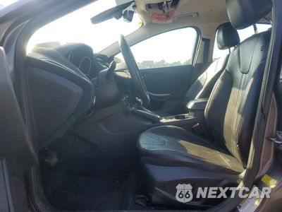 Zdjęcie 7 z 12 samochodu: 2012 FORD FOCUS TITANIUM VIN:1FAHP3J21CL365473 - miniatura