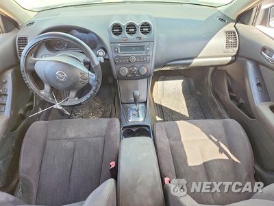 Zdjęcie 8 z 12 samochodu: 2012 NISSAN ALTIMA 2.5 VIN:1N4AL2AP5CC219936 - miniatura