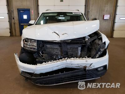 Piąte zdjęcie samochodu w środku: 2019 VOLKSWAGEN ATLAS SEL PREMIUM VIN:1V2NR2CA6KC532350 - miniatura