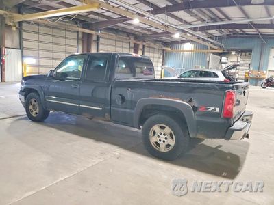 Drugie zdjęcie samochodu z przodu: 2005 CHEVROLET SILVERADO K1500 VIN:1GCEK19Z95Z217993 - miniatura