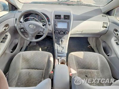 Zdjęcie 8 z 12 samochodu: 2009 TOYOTA COROLLA LE VIN:1NXBU40E49Z113029 - miniatura