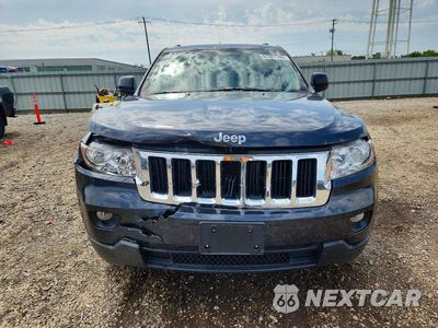 Piąte zdjęcie samochodu w środku: 2013 JEEP GRAND CHEROKEE LAREDO VIN:1C4RJFAG1DC568765 - miniatura