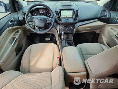 Zdjęcie 8 z 13 samochodu: 2017 FORD ESCAPE SE VIN:1FMCU0GD7HUE83464 - miniatura