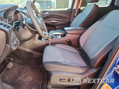 Zdjęcie 7 z 13 samochodu: 2017 FORD ESCAPE VIN:1FMCU9GDXHUE83270 - miniatura