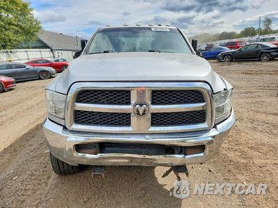 Piąte zdjęcie samochodu w środku: 2018 RAM 2500 ST VIN:3C6UR5CJ0JG416661 - miniatura