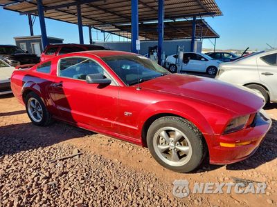 Czwarte zdjęcie samochodu z boku: 2005 FORD MUSTANG GT VIN:1ZVFT82H455110849 - miniatura