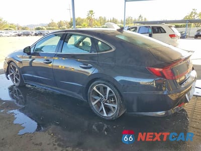 Drugie zdjęcie samochodu z przodu: 2023 HYUNDAI SONATA SEL PLUS VIN:KMHL44J21PA279645 - miniatura