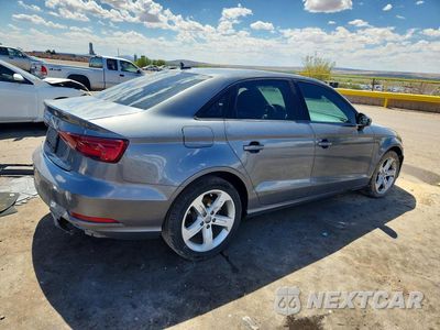 Trzecie zdjęcie samochodu z tyłu: 2017 AUDI A3 PREMIUM VIN:WAUAUGFF7H1050474 - miniatura
