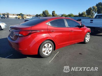 Trzecie zdjęcie samochodu z tyłu: 2016 HYUNDAI ELANTRA SE VIN:KMHDH4AE5GU606498 - miniatura