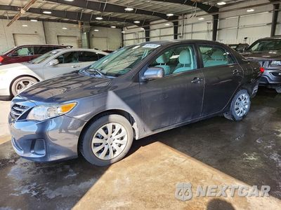 2013 TOYOTA COROLLA LE 2T1BU4EE2DC945777 - główne zdjęcie licytacji z USA - miniatura
