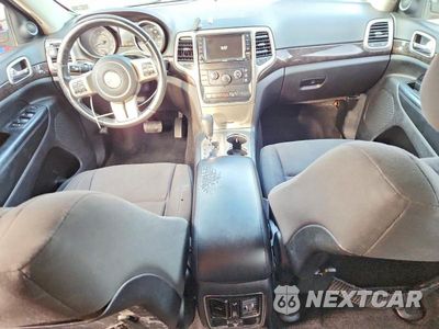 Zdjęcie 8 z 13 samochodu: 2013 JEEP GRAND CHEROKEE LAREDO VIN:1C4RJFAG5DC585715 - miniatura