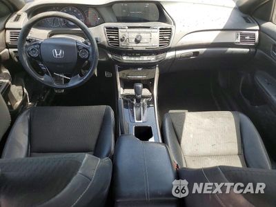 Zdjęcie 8 z 13 samochodu: 2017 HONDA ACCORD SPORT VIN:1HGCR2F5XHA229911 - miniatura