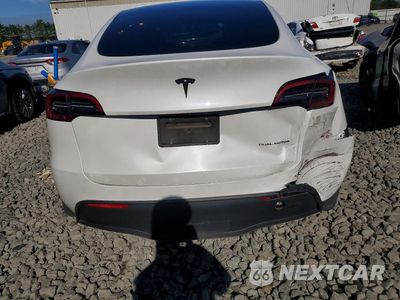 Zdjęcie 6 z 12 samochodu: 2023 TESLA MODEL Y VIN:7SAYGAEE7PF776214 - miniatura