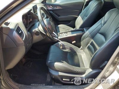 Zdjęcie 7 z 12 samochodu: 2018 MAZDA 3 GRAND TOURING VIN:3MZBN1M35JM229824 - miniatura