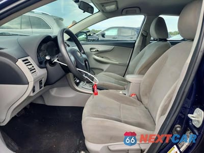 Zdjęcie 7 z 12 samochodu: 2011 TOYOTA COROLLA LE VIN:2T1BU4EE9BC732807 - miniatura