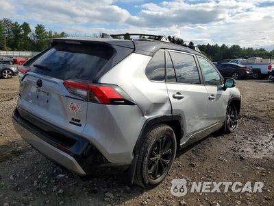 Trzecie zdjęcie samochodu z tyłu: 2024 TOYOTA RAV4 XSE VIN:2T3E6RFV4RW074168 - miniatura