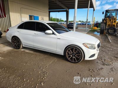 Czwarte zdjęcie samochodu z boku: 2016 MERCEDES-BENZ C 300 VIN:55SWF4JBXGU160140 - miniatura