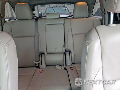 Zdjęcie 10 z 14 samochodu: 2019 TOYOTA HIGHLANDER XLE VIN:5TDJZRFH2KS564292 - miniatura