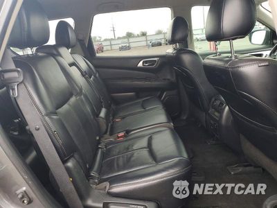 Zdjęcie 11 z 13 samochodu: 2019 NISSAN PATHFINDER SL VIN:5N1DR2MN3KC613171 - miniatura