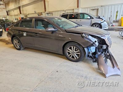 Czwarte zdjęcie samochodu z boku: 2016 HYUNDAI SONATA ECO VIN:5NPE24AA6GH375970 - miniatura
