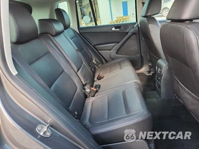 Zdjęcie 11 z 13 samochodu: 2014 VOLKSWAGEN TIGUAN S VIN:WVGAV3AX6EW519718 - miniatura