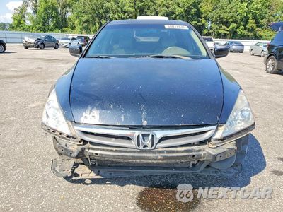 Piąte zdjęcie samochodu w środku: 2007 HONDA ACCORD EX VIN:1HGCM56757A088441 - miniatura