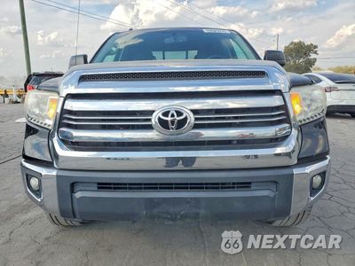 Piąte zdjęcie samochodu w środku: 2017 TOYOTA TUNDRA SR5 VIN:5TFRW5F1XHX213110 - miniatura