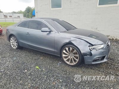 Czwarte zdjęcie samochodu z boku: 2013 AUDI A5 PREMIUM PLUS VIN:WAULFAFR2DA066733 - miniatura