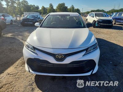 Piąte zdjęcie samochodu w środku: 2018 TOYOTA CAMRY LE VIN:JTNB11HKXJ3017773 - miniatura