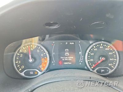 Zdjęcie 9 z 12 samochodu: 2018 JEEP RENEGADE LATITUDE VIN:ZACCJABB5JPJ40116 - miniatura