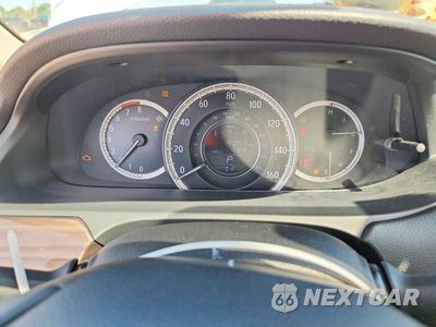 Zdjęcie 9 z 13 samochodu: 2016 HONDA ACCORD EXL VIN:1HGCR3F83GA002574 - miniatura
