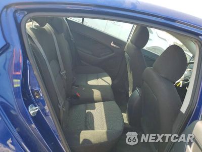 Zdjęcie 10 z 13 samochodu: 2017 KIA FORTE LX VIN:3KPFK4A79HE088363 - miniatura