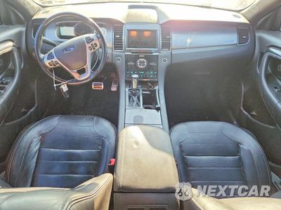 Zdjęcie 8 z 12 samochodu: 2016 FORD TAURUS SHO VIN:1FAHP2KT8GG134120 - miniatura