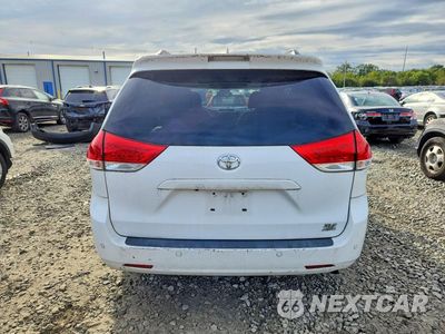 Zdjęcie 6 z 13 samochodu: 2011 TOYOTA SIENNA XLE 7-PASSENGER VIN:5TDDK3DC7BS021509 - miniatura