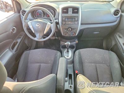 Zdjęcie 8 z 12 samochodu: 2018 NISSAN VERSA SV VIN:3N1CN7AP3JL825427 - miniatura