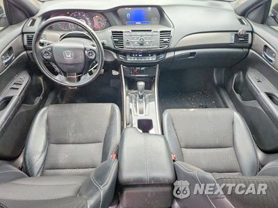 Zdjęcie 8 z 12 samochodu: 2016 HONDA ACCORD SPORT VIN:1HGCR2F56GA042910 - miniatura
