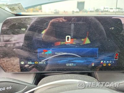 Zdjęcie 9 z 12 samochodu: 2025 CHEVROLET EQUINOX LT VIN:3GNAXPEG8SL234771 - miniatura