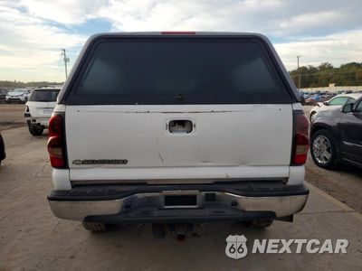 Zdjęcie 6 z 12 samochodu: 2006 CHEVROLET SILVERADO K2500 HEAVY DUTY VIN:1GCHK23D96F183587 - miniatura