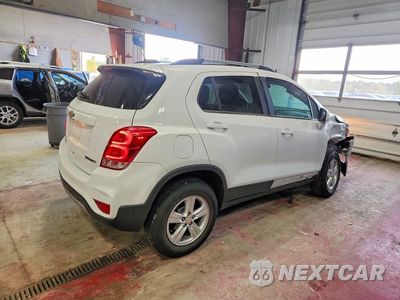 Trzecie zdjęcie samochodu z tyłu: 2017 CHEVROLET TRAX 1LT VIN:3GNCJPSB8HL284484 - miniatura