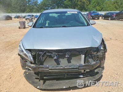 Piąte zdjęcie samochodu w środku: 2017 HYUNDAI SONATA SE VIN:5NPE24AF3HH591806 - miniatura